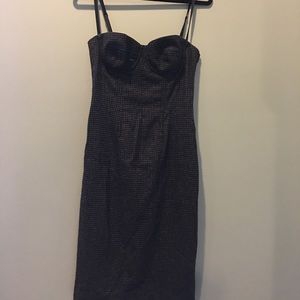 Women’s Mid-Length Dress